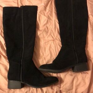 Target gently worn suede boots